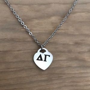 DG Necklace 💙💕⚓️